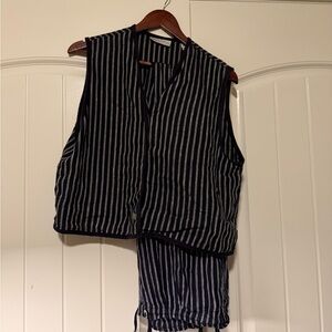Vintage linen Valerie Stevens Sport Striped Vest in Navy and White